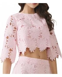 TCEC - Elbow Length Sleeves Floral Lace Cropped Top - Lyst