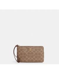 COACH - Large Corner Zip Wristlet - Lyst