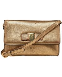 Ferragamo - Leather Vara Bow Shoulder Bag - Lyst