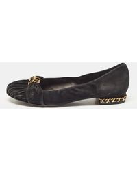 Stuart Weitzman - Suede Chain Embellished Ballet Flats - Lyst