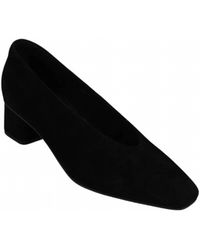 Vaneli - Solara Suede Pump - Lyst
