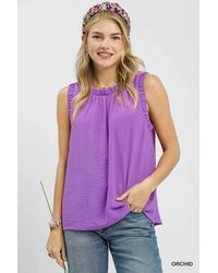 Umgee - Solid Round Neck Sleeveless Top - Lyst