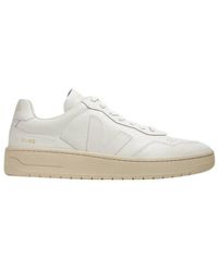 Veja - V-90 Organic Leather Sneaker, Brand Size 40 Us - Lyst