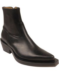 Ion - Pointed Leather Ankle Boots - Lyst