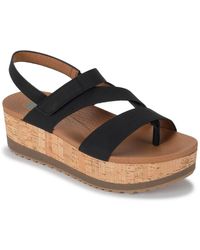 BareTraps - Haisley Faux Leather Flatform Sandals - Lyst
