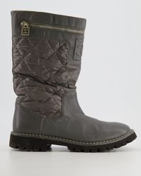 Chanel - Khaki Leather Boots With Zip Detail And Cc Logo - Lyst