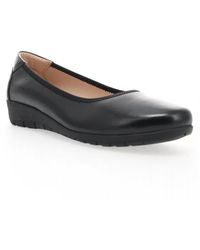 Michael kors wide width best sale shoes