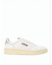 Autry - Low-Top Sneakers With Vintage-Inspired Cream Sole And Perforated Detailing - Lyst