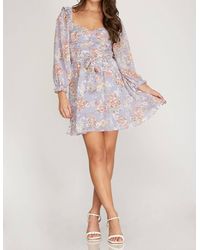 She + Sky - Floral Print Ruched Dress - Lyst