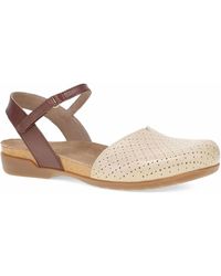 Dansko - Rowan Hybrid Flat Sandals - Lyst