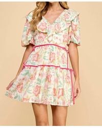 TCEC - Floral Print V Neck Ruffle Dress - Lyst