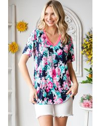 TRUEDAMES - Full Size Floral V-Neck Short Sleeve T-Shirt - Lyst