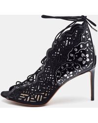 Nicholas Kirkwood - Laser Suede And Patent Leather Lace Up Booties - Lyst