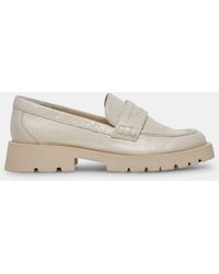 Dolce Vita - Elias Wide Flats Off White Crinkle Patent - Lyst