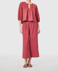 Livro - Travel Pants - Lyst