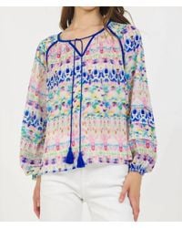 Stellah - Split V Peasant Blouse W/ Smocked Shoulder - Lyst