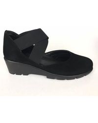 The Flexx - Get Back Cross Band Suede Sandals - Lyst