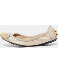 Tod's - Patent Leather And Suede Cap Toe Scrunch Ballet Flats - Lyst