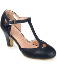 Journee Collection - Collection Olina Narrow Width Pump - Lyst