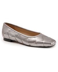 Trotters - Hanny Round Toe Slip On Ballet Flats - Lyst