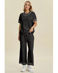 TRUEDAMES - Full Size Pearl Detail Round Neck Top And Pants Set - Lyst