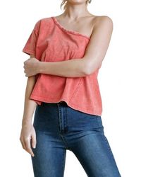 Umgee - Vintage Washed One Shoulder Top - Lyst