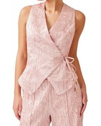 Elliatt - Josephine Vest Top - Lyst