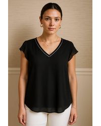 Blu Pepper - Line Lace V-Neck Woven Top - Lyst