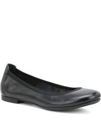 Born - Julianne Ballet Flat - Lyst