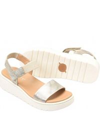 Born - Kyla Sandal - Lyst