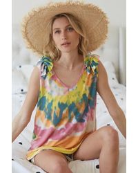 TRUEDAMES - Circular Tie Dye Knit V Neck Top With Ruffle - Lyst