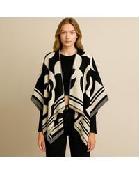 TRUEDAMES - Flower Pattern Print Ruana Poncho - Lyst