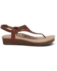Aetrex - Evelyn Thong Sandal - Lyst