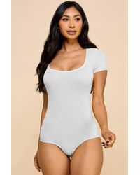 TRUEDAMES - Short Sleeve V-Neck Basic Bodysuit - Lyst