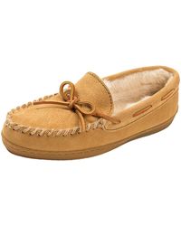 Minnetonka - Pile Lined Hardsole Suede Casual Moccasin Slippers - Lyst