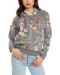 Johnny Was Kaira Embroidered High-Low Pullover Sweatshirt in Shale 