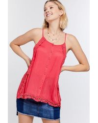 TRUEDAMES - Boho Scallop Lace Trim Detailed Button Down Solid Subtle Textured Slit Side Overlay Layered Cami Top - Lyst
