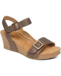 Aetrex - Lexa Wedge Sandal - Lyst