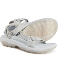 point heel chappal