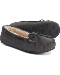 minnetonka junior trapper slipper