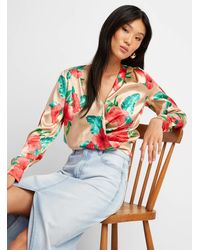 Icône - Floral Satin Crossover Blouse - Lyst