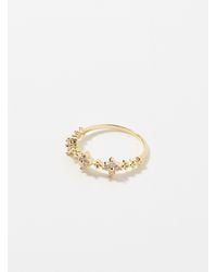 Simon's - Small Crystal Flower Ring - Lyst