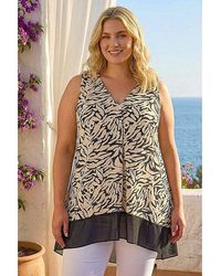 Roman Curve - Animal Chiffon Hem Vest Top - Lyst