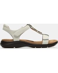 Clarks - Arwell Leather Sandal E Fit - Lyst