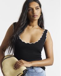 Simply Be - Contrast Scallop Rib Knit Vest - Lyst