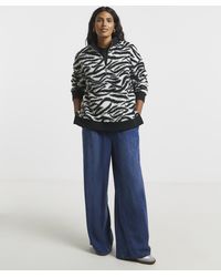 Simply Be - Borg Zebra Printed Sweatshirt - Lyst