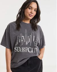 Simply Be - Sbe Sex & The City Foil License T-Shirt - Lyst