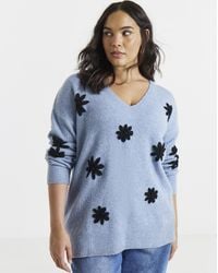 Simply Be - Sponge Flower Trim V-Neck Tunic - Lyst