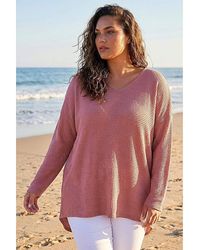 Roman Curve - Textured V-Neck Stretch Top - Lyst