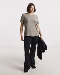Skechers - Go Walk Luxe Rib T-Shirt - Lyst
